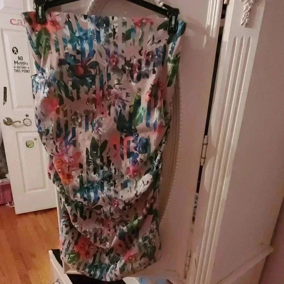 Nicole Miller Artelier boutique exclusive skirt - Picture 4 of 8